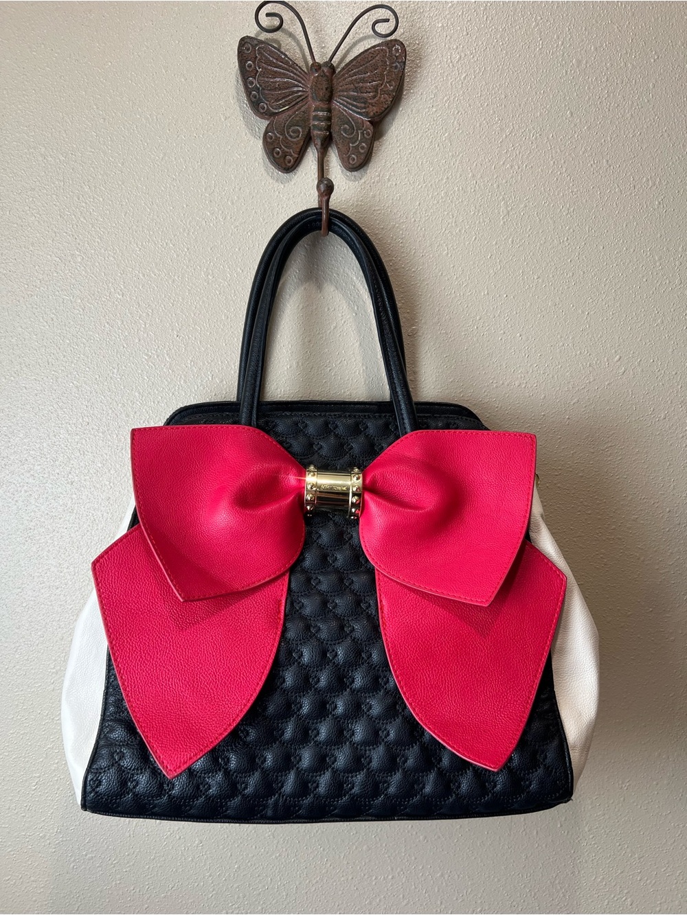 Betsey Johnson Oversized Pink Bow Colorblock Tote Handbag Black White Satchel